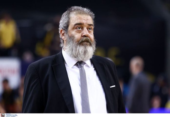 Δάκρυσε ο Χατζόπουλος: «Παραδίδω την ομάδα όπως υποσχέθηκα» 69286a9fba5b2.jpeg