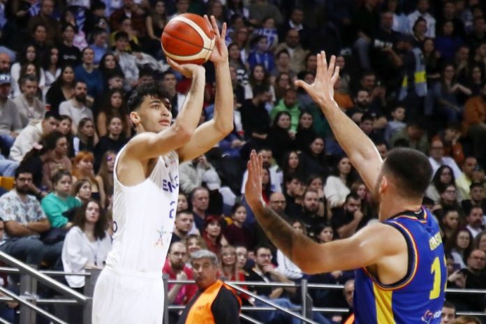 Ελλάδα Ρουμανία 91 64: Πάρτι στο Αλεξάνδρειο με Σαμοντούροβ, Λαρεντζάκη και Περσίδη! (vids) 692894951d70e.jpeg