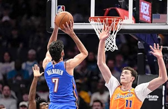 Οι Θάντερ 109 96 στη Σάρλοτ στην 23η σερί νίκη επί αντιπάλου ανατολικής περιφέρειας (vid) 691975b8434e8.jpeg