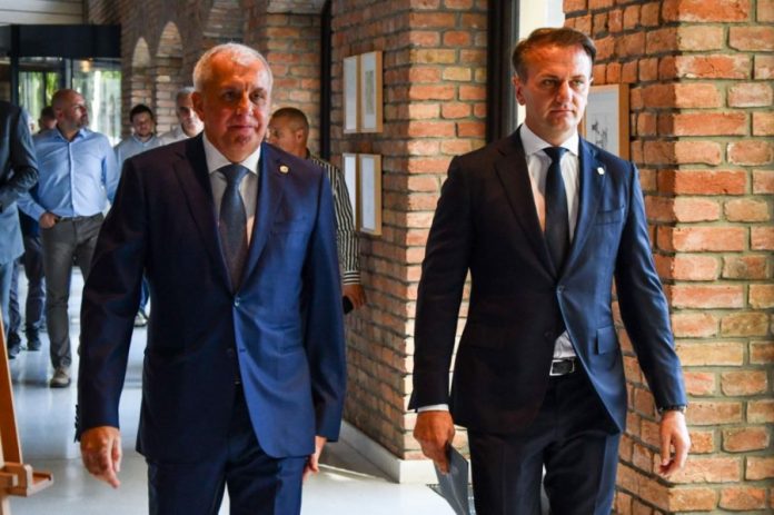 Παρτιζάν: Το Σάββατο η τελική απόφαση του Ομπράντοβιτς, παρελθόν ο Σάβιτς 6929bbe7dc8f3.jpeg