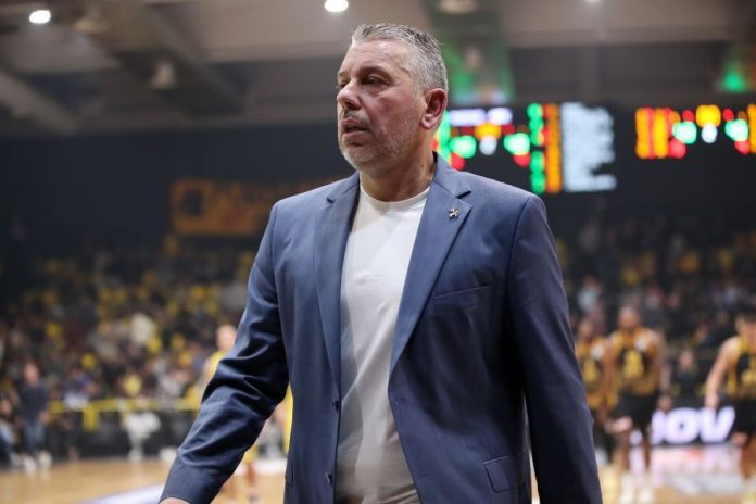 Πρόστιμο στον Παπαθεοδώρου από τον αθλητικό δικαστή του ΕΣΑΚΕ 69206c23f0991.jpeg