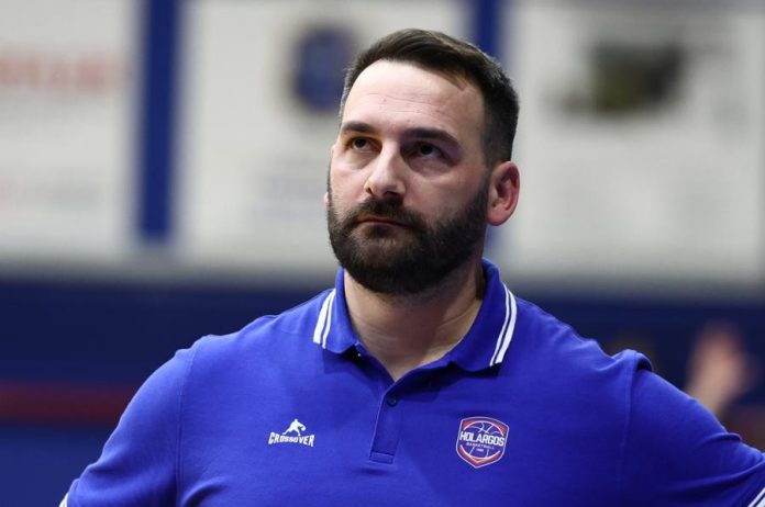 Χώρισαν μετά από 3,5 χρόνια Χολαργός Θανάσης Θωμόπουλος! 6925537ac55c2.jpeg