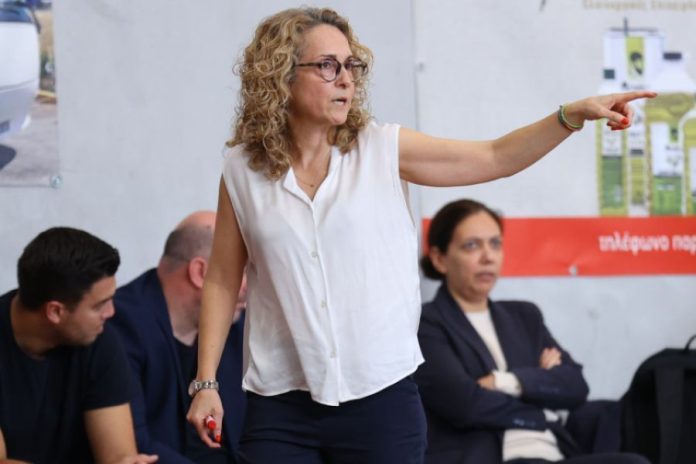 Δρακάκη: «Λύγισα όταν άκουσα το όνομά μου στο γήπεδο» 692f02194402e.jpeg