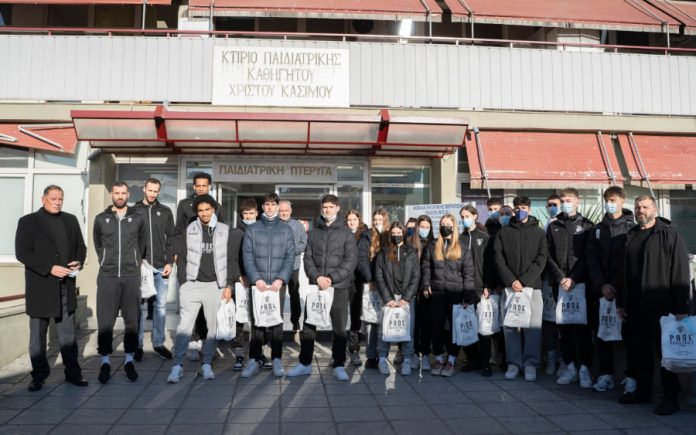 Η επίσκεψη της αντιπροσωπείας του ΠΑΟΚ στο Ιπποκράτειο Νοσοκομείο 6953ec052ffcb.jpeg