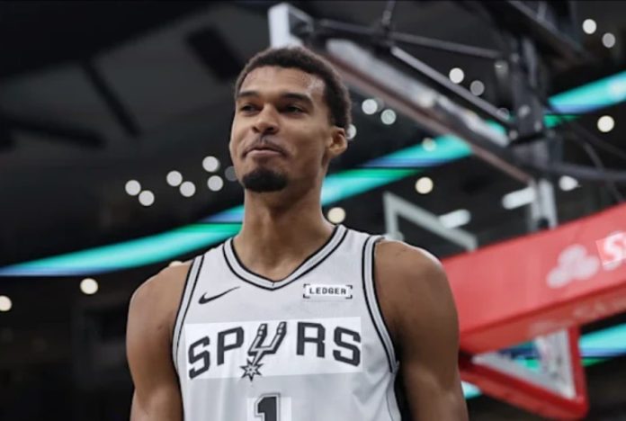 Με ρεκόρ Γουεμπανιάμα οι Σπερς 126 98 στην Ατλάντα (vid & pic) 694653457470c.jpeg