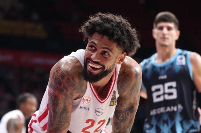 Ντόρσεϊ: «Ευλογημένη Κυριακή, μου έδειξαν αγάπη οι συμπαίκτες μου» (vid) 694803da47383.jpeg