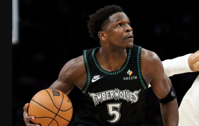 Ο Έντουαρντς νίκησε τον Τάουνς στο 115 104 των Τίμπεργουλβς επί των Νικς (vid) 694bae5e401d3.jpeg