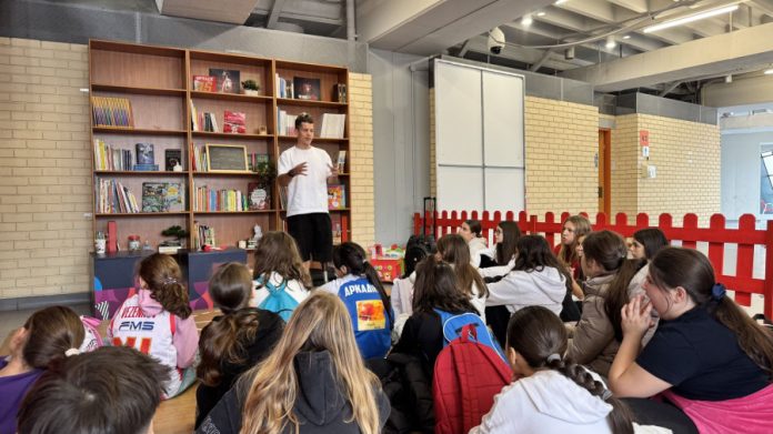 Ολυμπιακός: Το ξεχωριστό sunday funday family game (vid & pics) 6936d5d9b863d.jpeg