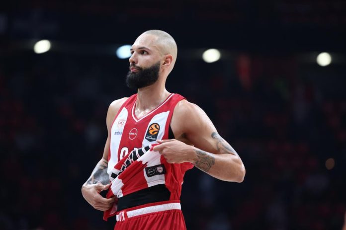 Φουρνιέ ενόψει Βιλερμπάν: «Το πιο βαθύ σκοτάδι είναι πριν την αυγή» 694443eeeb7ba.jpeg