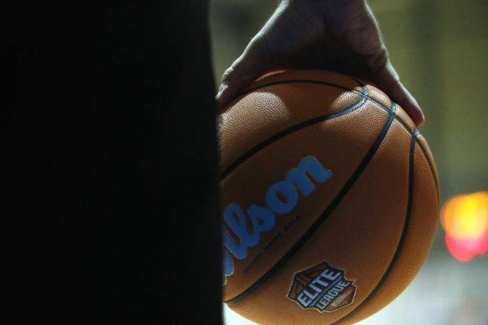 elite league: Οι διαιτητές του Σαββατοκύριακου 6945217030c2c.jpeg