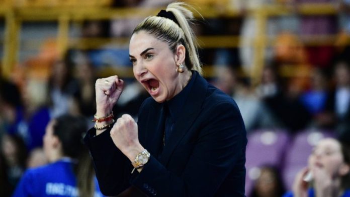 Με Σελέν Ερντέμ και Τζώρτζη Δικαιουλάκο το αποψινό pick n roll 69788bfd6ec9f.jpeg