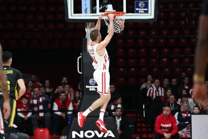 Με σούπερ Βεζένκοφ και 35 ασίστ ο Ολυμπιακός, 104 89 το Μαρούσι (vids) 696bb146be5b1.jpeg