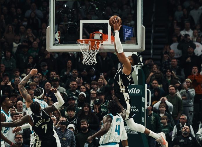 Με υπογραφή και ρεκόρ Γιάννη οι Μπακς 122 121 τους Χόρνετς (vid) 6958bdb7ab478.jpeg