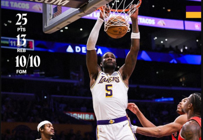 Οι Λέικερς 110 93 τους Ράπτορς με ιστορική εμφάνιση του Έιτον (vids) 696dcb30836ec.jpeg