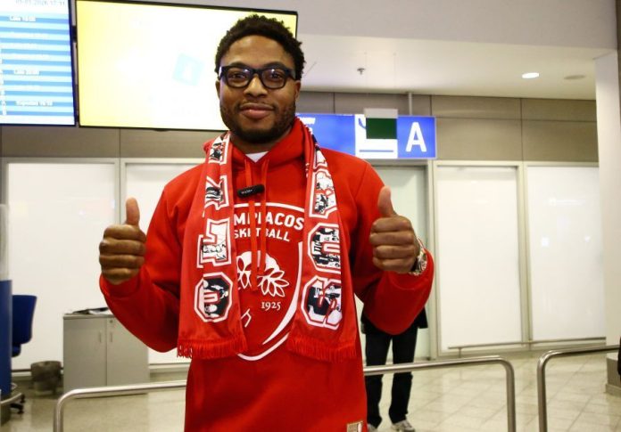 Ολυμπιακός: Έφτασε στην Ελλάδα ο Ταϊρίκ Τζόουνς – Οι πρώτες του δηλώσεις (vid & pics) 695bdf8c34baf.jpeg