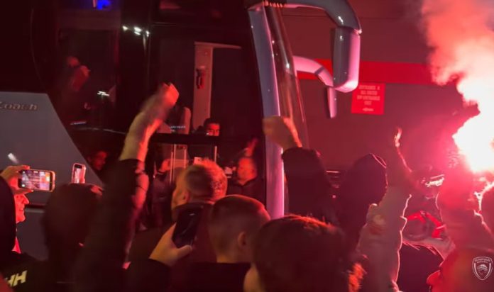 Ολυμπιακός: Η αποθεωτική υποδοχή στο ΣΕΦ (video) 6958e81fb162e.jpeg