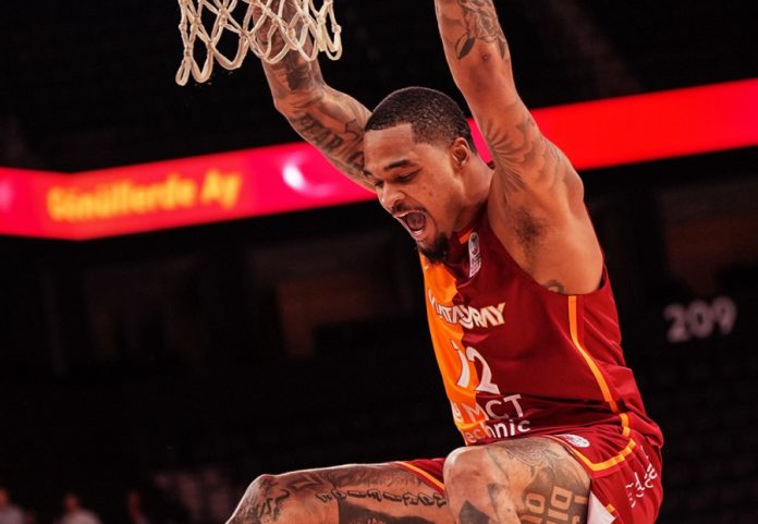 Πήρε το ντέρμπι η Γαλατάσαραϊ, 89 73 την Μπεσίκτας (pics & vids) 6962774928387.jpeg