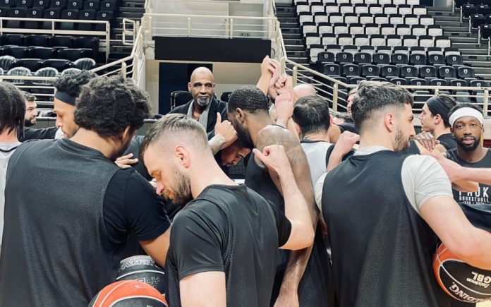 ΠΑΟΚ: Με Μπάρλοου η τελευταία προπόνηση ενόψει Παναθηναϊκού – Τι είπε ο Χουγκάζ 696bbc13f057b.jpeg