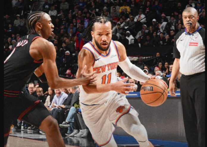 Σπουδαίο «διπλό» των Νικς στη Φιλαδέλφια, παρά την 38άρα του Εμπίντ 69755543e9dbc.jpeg