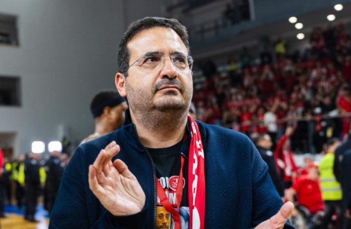 Στο παρκέ για να διαμαρτυρηθεί ο Γιανάι στο Χάποελ Τελ Αβίβ Μπερ Σεβά 112 108! (vid) 697710a3857cd.jpeg