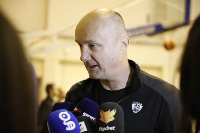 Ζντοβτς: «Περιμένω αντίδραση και ομαδικό παιχνίδι» – Τι είπε ο Χουγκάζ 6994b9fc8c8d0.jpeg