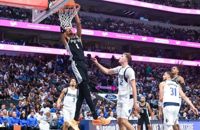 Μάβερικς Σπερς 123 135: Ο Γουεμπανιάμα νίκησε τον Φλαγκ (vid) 6985a620d87e9.jpeg