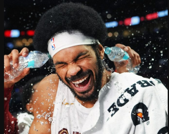 Μπλέιζερς Καβαλίερς 111 130: Ιστορική εμφάνιση του Τζάρετ Άλεν με 40π. – 17ρ. σε 29:30! (vids) 69804b05237e7.jpeg