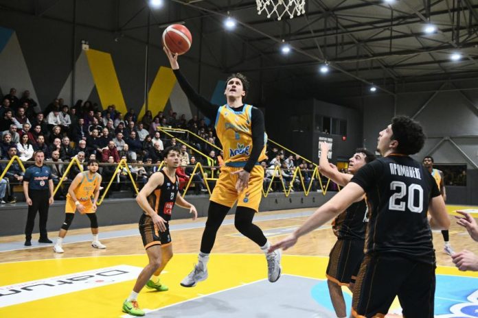 Ο Γλαύκος/Έσπερος 101 83 τον Προμηθέα και τετραπλή ισοβαθμία στον 2ο όμιλο (gallery) 698cdc3a0794b.jpeg