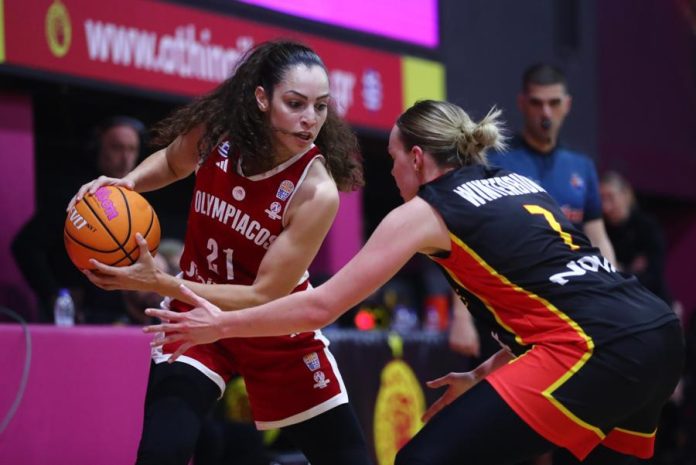 Οι τηλεοπτικές μεταδόσεις της Κυριακής 699abdcf15db5.jpeg