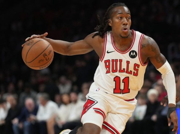 Ρεβάνς Μπουλς 125 118 στο Μαϊάμι Οι Πέισερς 129 124 τους Χοκς (vids) 697f040ea85c1.jpeg