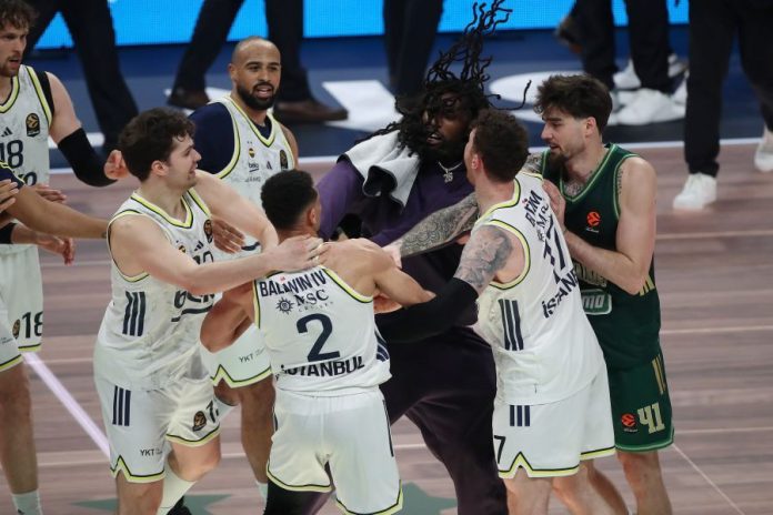 Το επεισόδιο Μπόλντγουιν Λεσόρ – Χουάντσο Όσμαν: «Ήταν ασέβεια» (vid) 698fb375889c8.jpeg