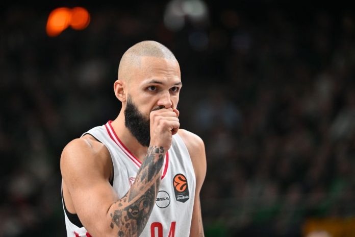 Φουρνιέ: “Αγαπώ τον coach b” 699f65e94d1ea.jpeg