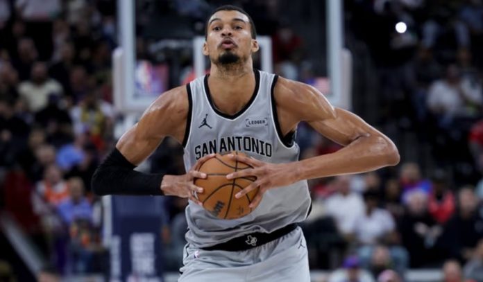 Έφτασε στις 50 νίκες το Σαν Αντόνιο 119 115 τους Κλίπερς (vid) 69b9060369bdf.jpeg