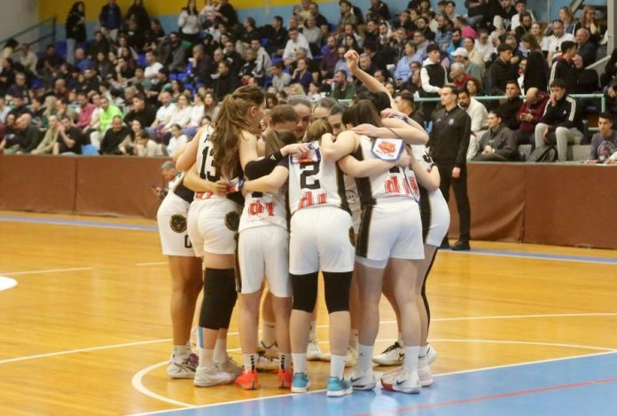 Κυπελλούχοι Α2 Γυναικών οι Πάνθηρες Καβάλας 52 46 τον Κρόνο (photo gallery) 69c80f6385834.jpeg