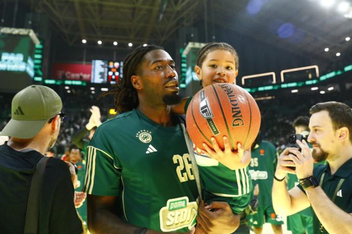 Λεσόρ: «Ποτέ δεν αμφέβαλλα ότι θα επιστρέψω. ΜΟΝΟ ΠΑΟ!» (vid) 69c2c963bf790.jpeg