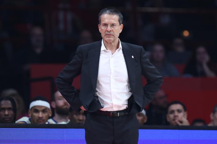 Μαρτίνεθ: «Περήφανοι που ο Ολυμπιακός είναι άμεσος αντίπαλός μας» – Όσα είπε ο Ντε Λαρέα 69c16d8c3b502.jpeg