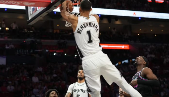 Με Γουεμπανιάμα σε mvp mode οι Σπερς 136 111 στο Μαϊάμι (vids) 69c235e9f15be.jpeg