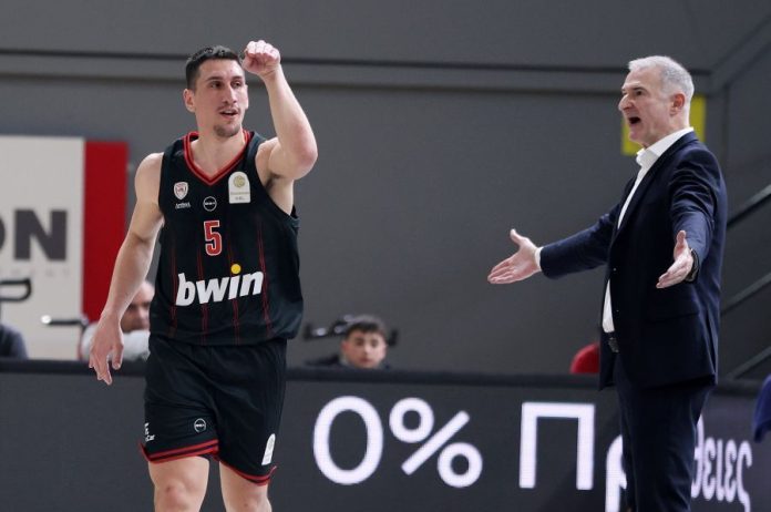 Με Λαρεντζάκη στο φινάλε ο Ολυμπιακός 79 71 τον Πανιώνιο (vids & pics) 69b6b76e7fb3d.jpeg