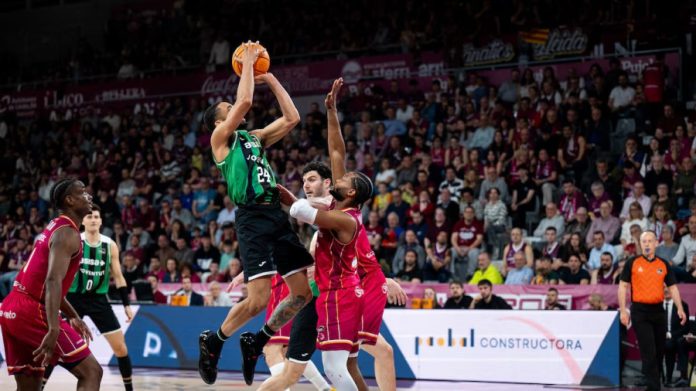 Μεγάλη νίκη η Μπανταλόνα με Χαντ, 88 86 τη Γέιδα (vid) 69c00708d5f7f.jpeg