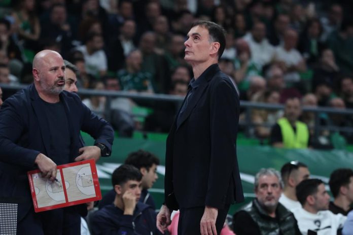 Μπαρτζώκας: «Αν δεν χαλαρώναμε στο τέλος θα κερδίζαμε με 20 πόντους» (vid) 69cac82ba6c74.jpeg