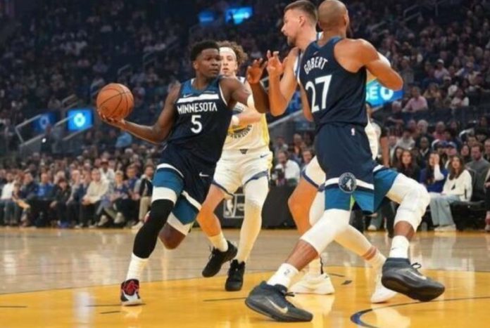 Ξέσπασμα Τίμπεργουλβς με 42π. Έντουαρντς 127 117 τους Γουόριορς (vid) 69b4fc8d5db74.jpeg