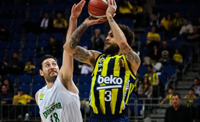 Πρώτη εντός έδρας ήττα για Φενέρμπαχτσε στην επιστροφή Χολ, 94 88 από την Εροκσπόρ 69bffc6eb35e5.jpeg