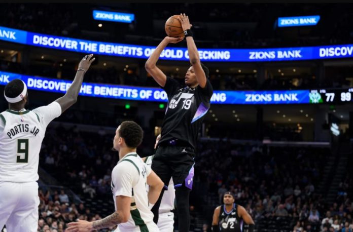 Συντριβή Μπακς 96 128 από τους Γιούτα Τζαζ (vid) 69bcefb63747a.jpeg