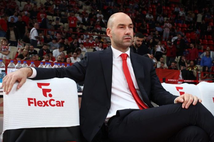 Το αντίο του Βασίλη Σπανούλη στη Μονακό (pics) 69b1670608816.jpeg