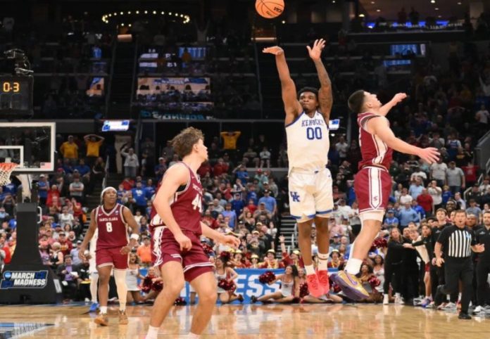 march madness: Απίθανη πρόκριση του Κεντάκι που απέφυγε το σοκ από το Σάντα Κλάρα (video) 69bda30205567.jpeg