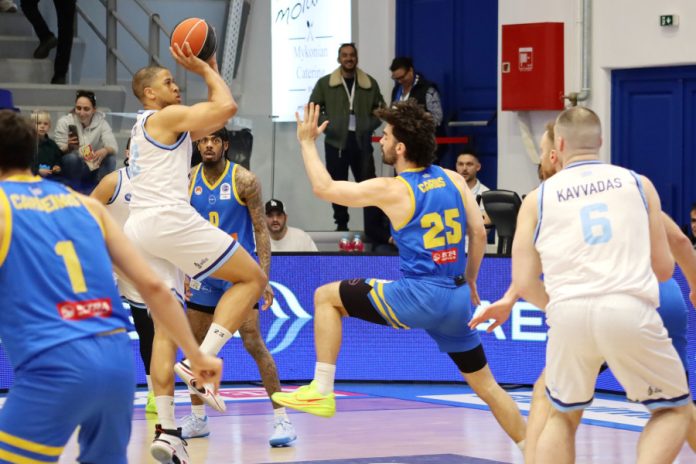 Άντεξε η Μύκονος, 92 88 το Περιστέρι (gallery & vids) 69e39f3ec62b7.jpeg