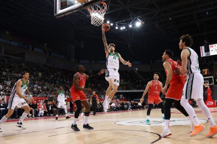 Έμεινε άσφαιρος στο τέλος κι έχασε 92 88 από τη Χάποελ ο Παναθηναϊκός! 69cec6c6318ea.jpeg