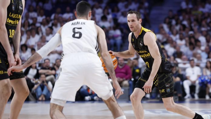 Με απίθανο Χουέρτας η Τενερίφη 95 90 τη Ρεάλ στη Μαδρίτη – Με Ρίβερς η Βαλένθια 84 81 στην Τζιρόνα (vid) 69e5304c8b158.jpeg