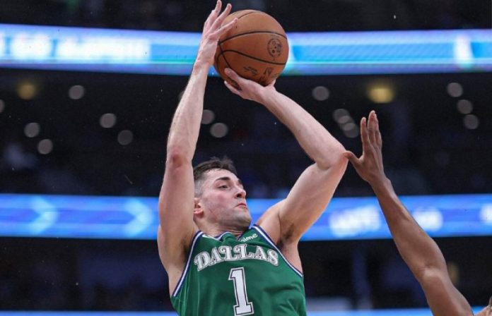 Νέο ρεκόρ με 28π. και 8 τρίποντα ο Πουλακίδας με τους Μάβερικς (vid) 69dca9127a3dc.jpeg