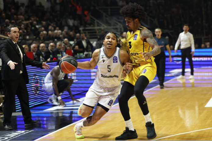 Ο ΠΑΟΚ έσπασε το αήττητο σερί του Άρη, 88 77 στο «Παλατάκι» 69dfca9f3c652.jpeg